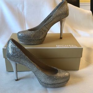 Michael Kors Silver Ionna Pump